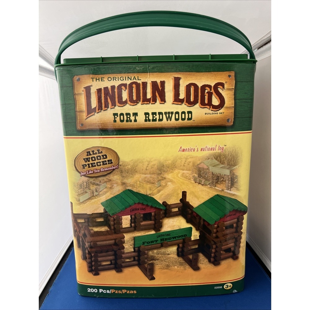 2007 The Original Lincoln Logs BuildingSet "Fort Redwood" 199 Pieces OneMissing